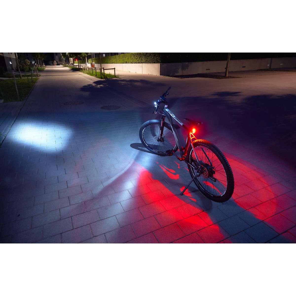 FISCHER Fahrradbeleuchtung Set - LED Akku Licht IP4 Produktbild-Vorschau 12