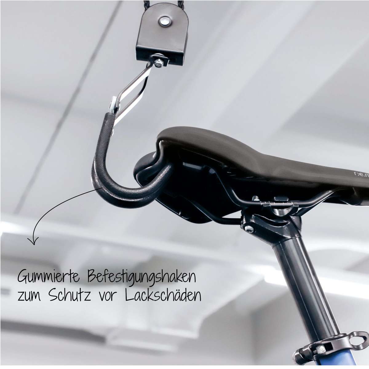 Platzsparende Aufbewahrungslsung fr Fahrrder und E-Bikes bis 57 kg |  FISCHER-BIKE.COM